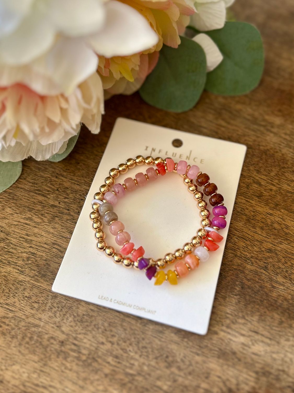 Resin Fuchsia Beaded Stretch Bracelet 