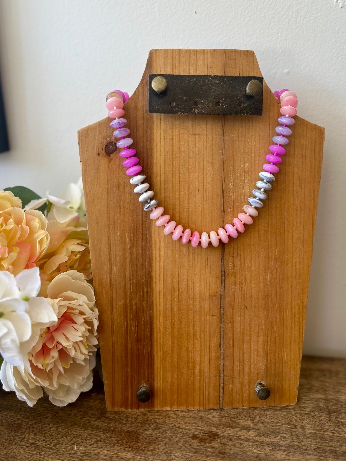 Oval Disc Resin Beaded Necklace 
