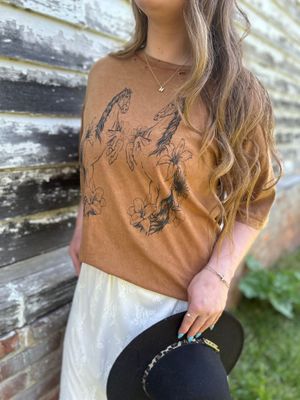 toffee horse graphic tee