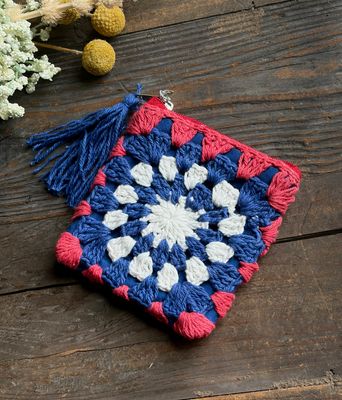 Knit Patriotic Purse