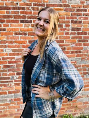 Front Patch Pocket Plaid Jacket 