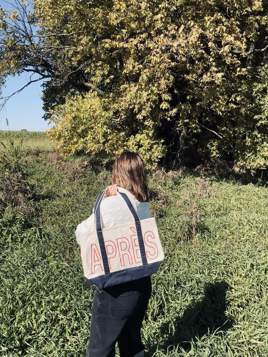 Apres Ski Canvas Tote Apres Ski Canvas Tote