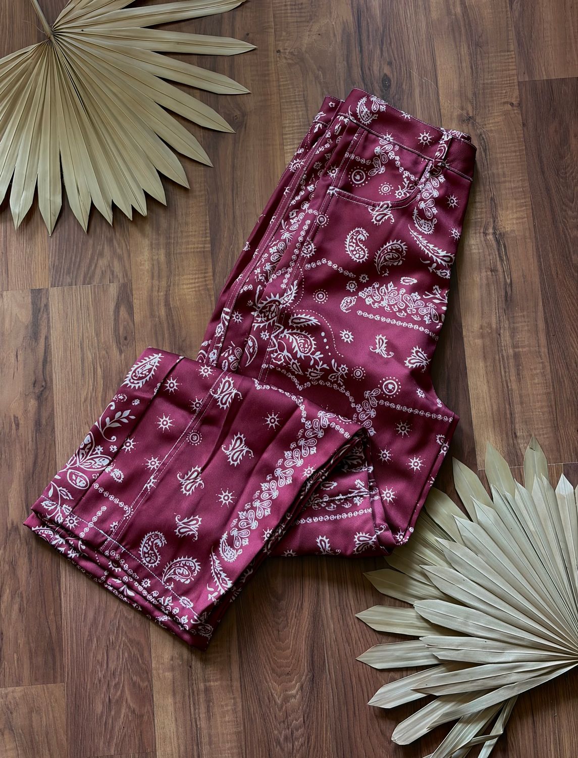 Paisley Pattern Straight Jeans Paisley Pattern Straight Jeans