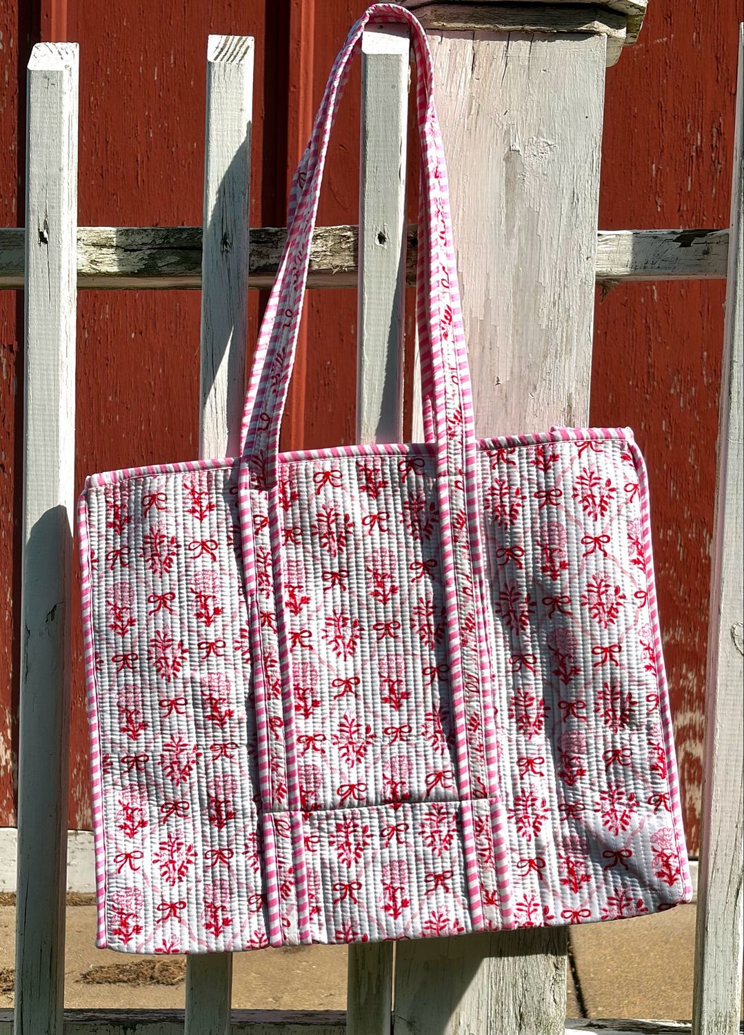 White Bow Bloom Quilted Tote