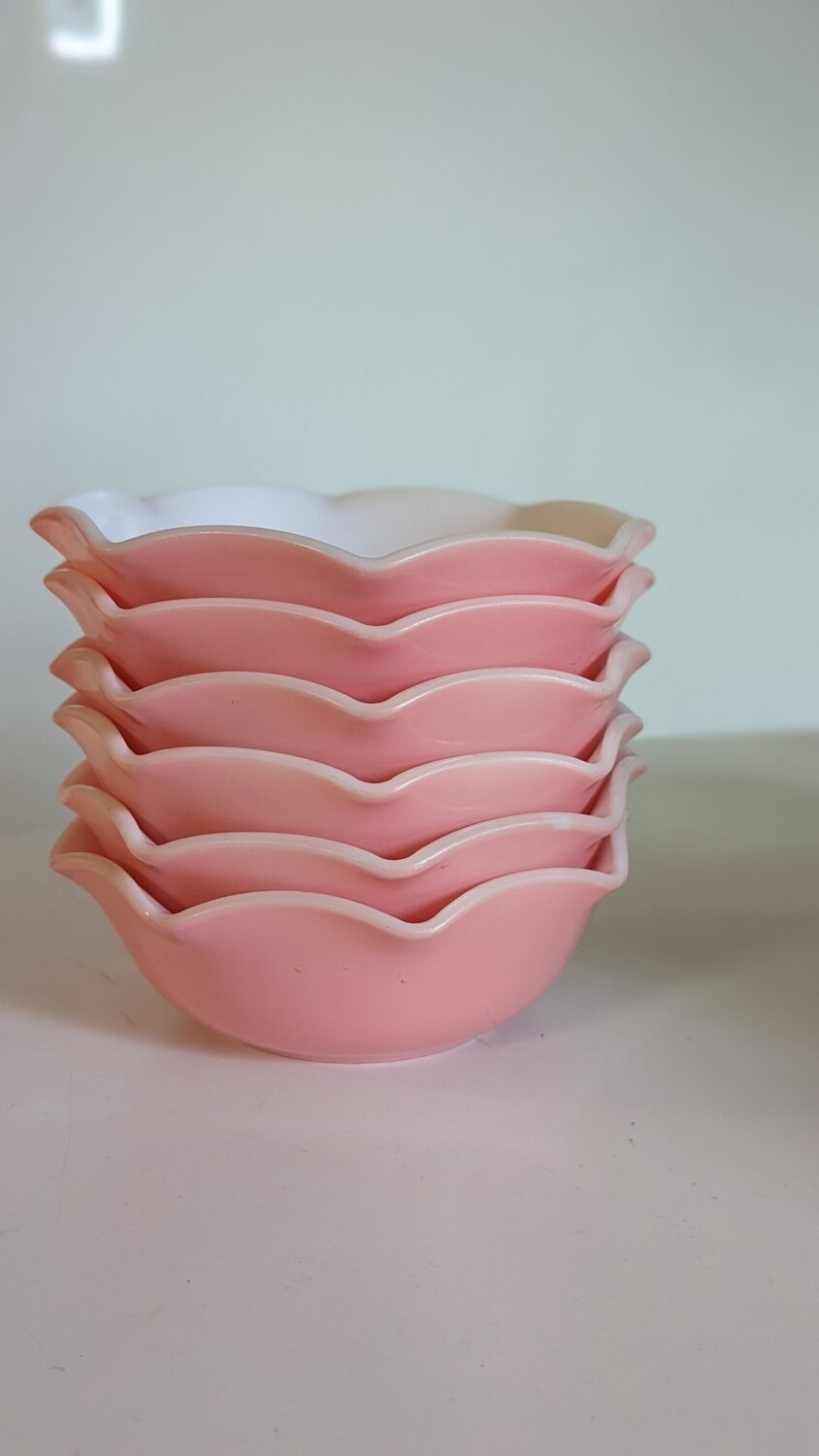 Pink crinoline hazel atlas bowls