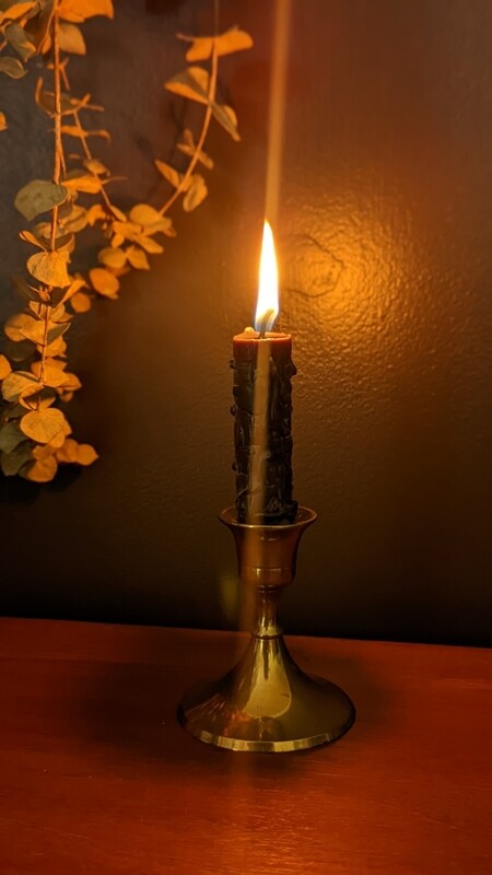 Candle holder