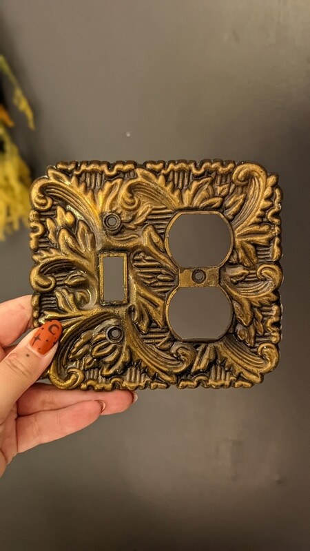 outlet plate
