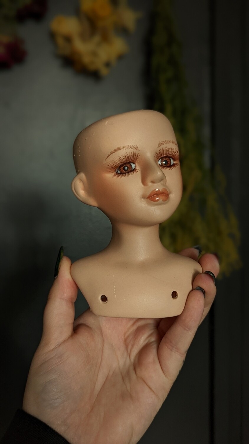 doll head