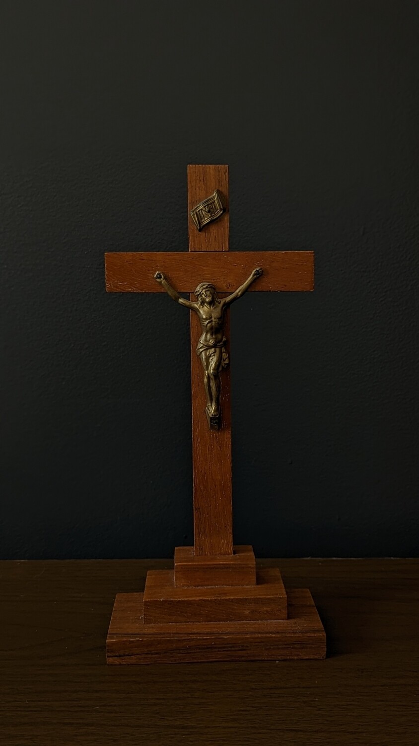 standing wood crucifix