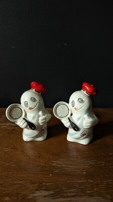 Ghosts salt and pepper