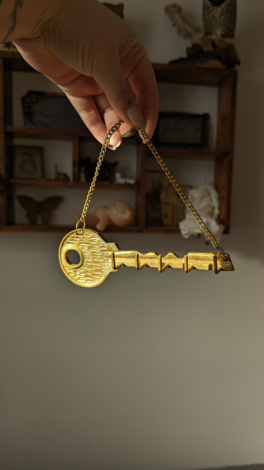 Brass key keys holder