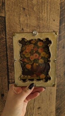 Small frame floral