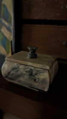Small alabaster box