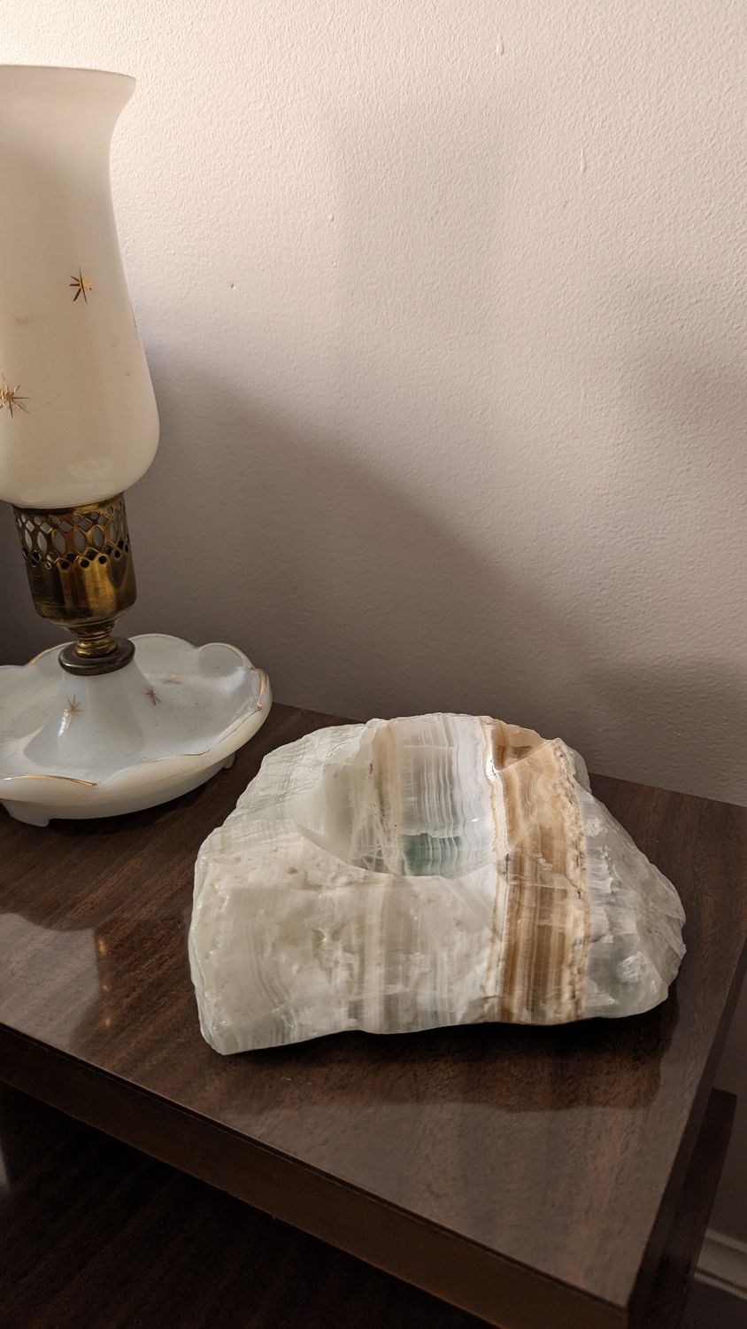 Onyx trinket dish/ashtray