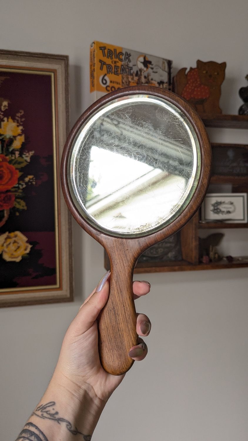 Wood mirror