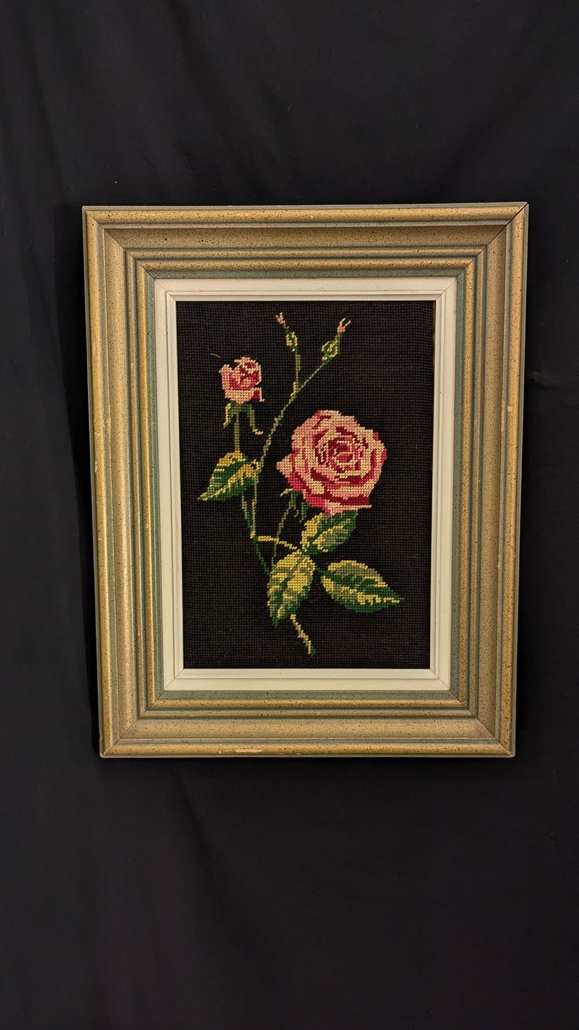 Roses needlepoint