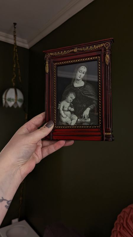 Madonne and child