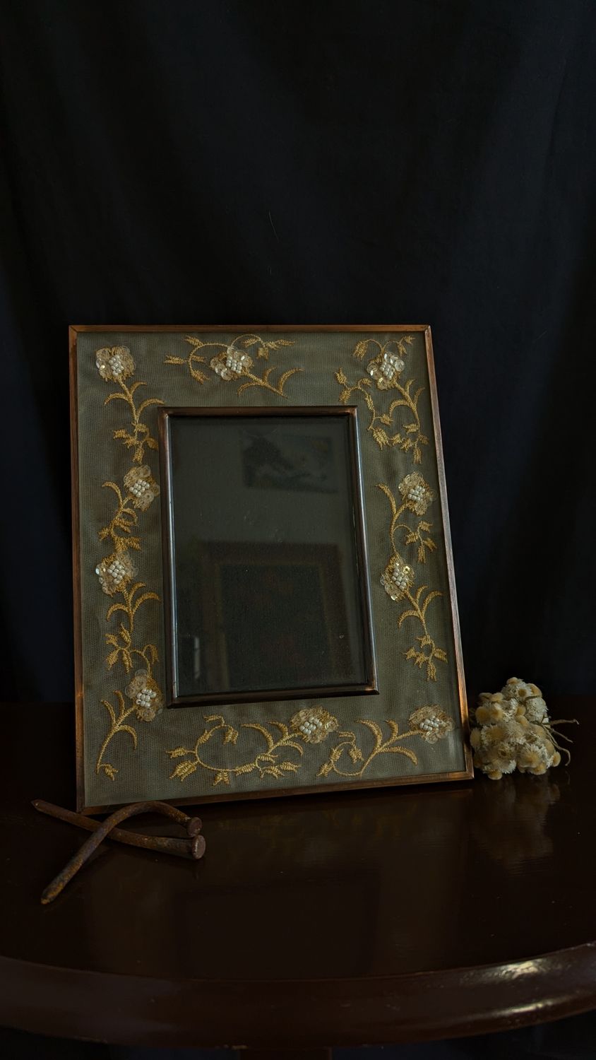 Frame with lace