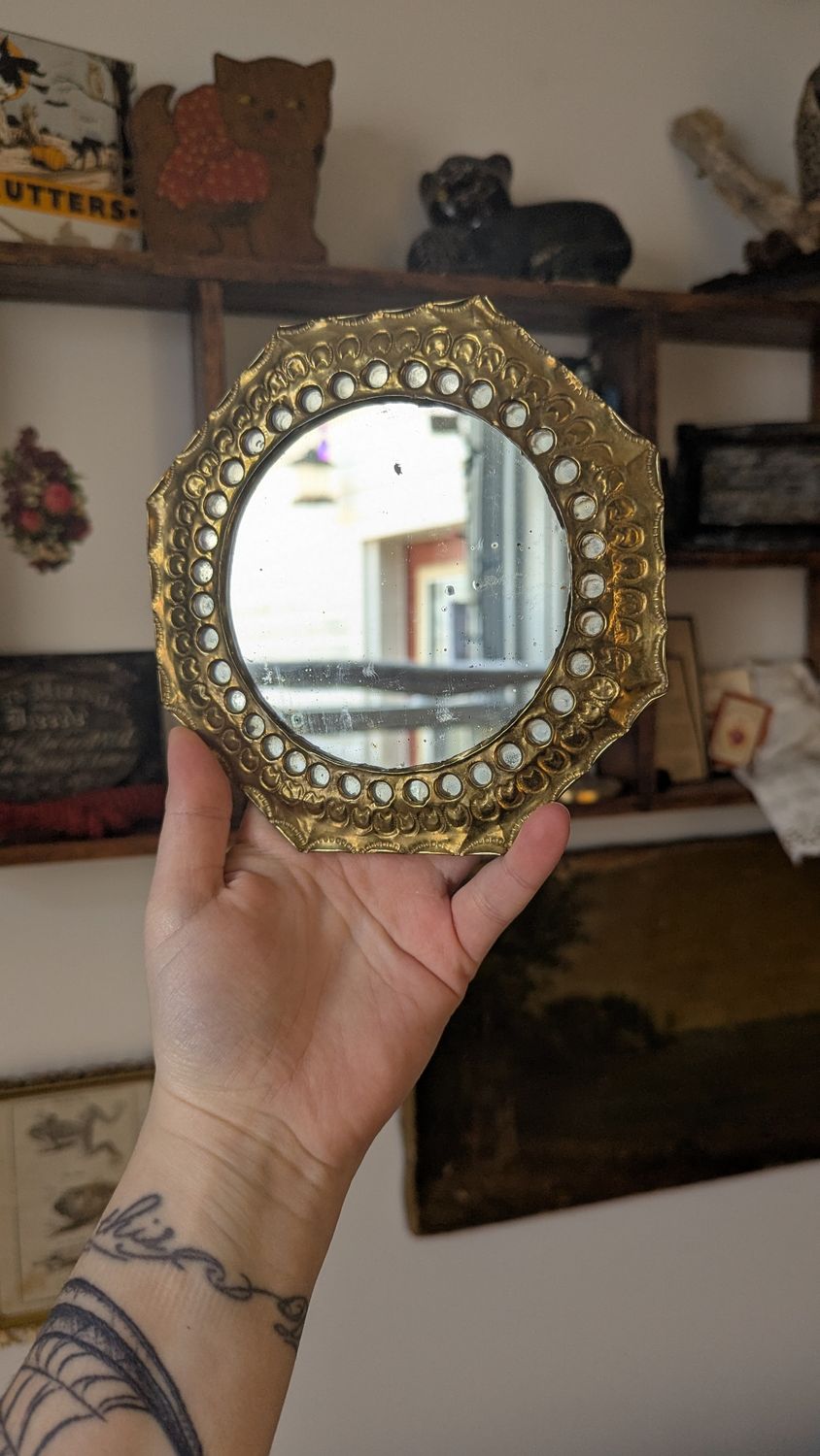 Small mirror gold