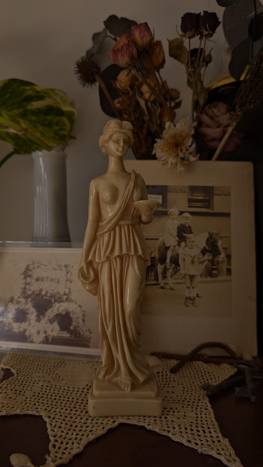 Goddess of youth, made in Italy sculpture 1978