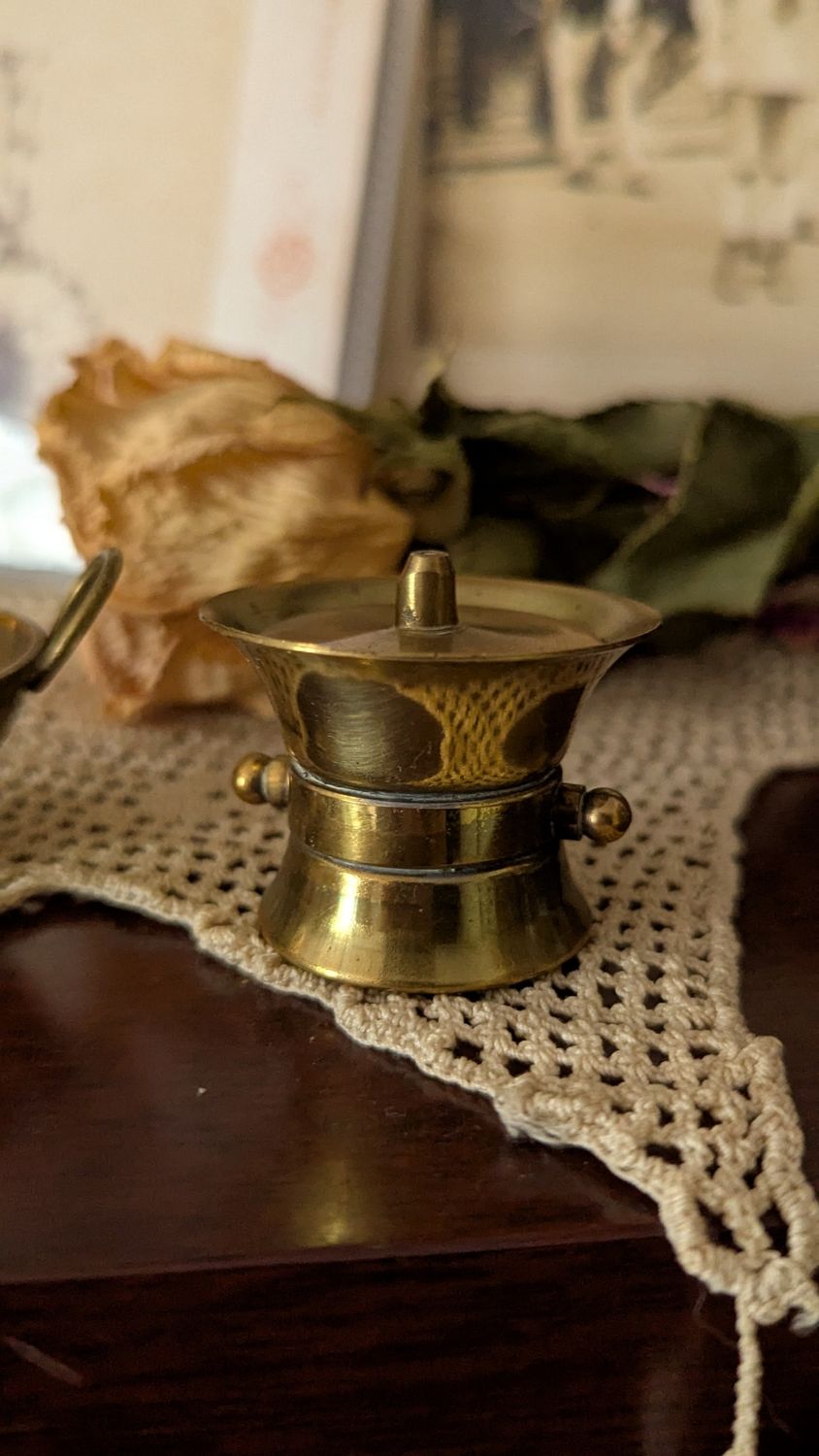 Brass ice bucket miniature