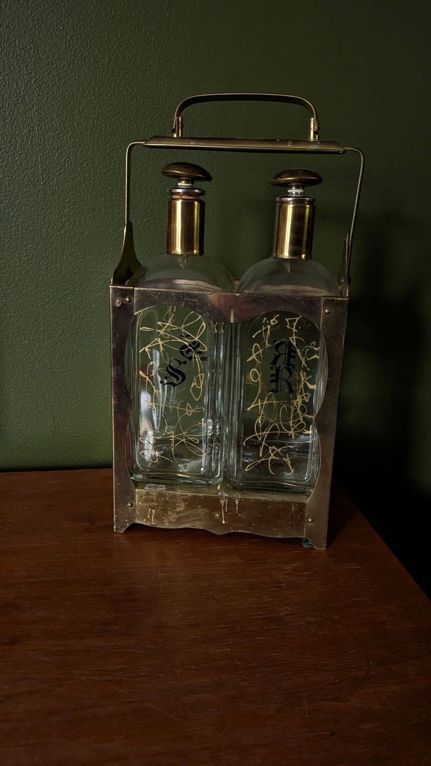 Scotch and rye musical box double decanter 1950&#39;s