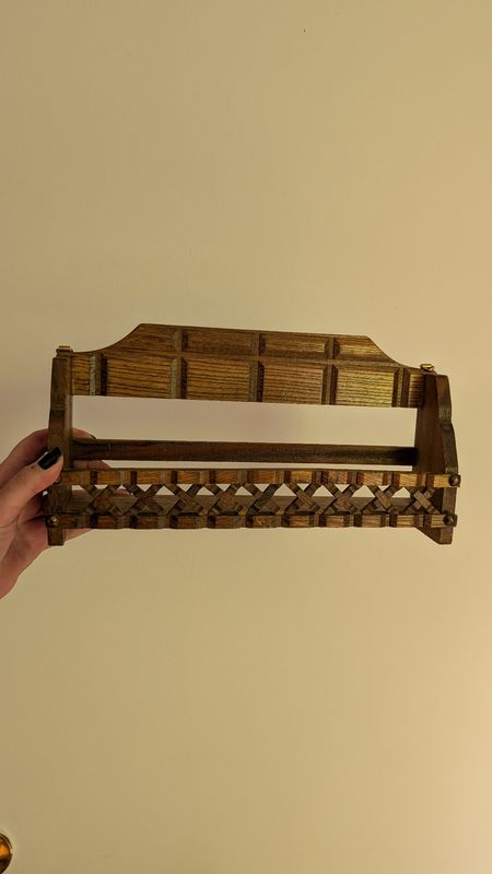Small spice rack - curio shelf