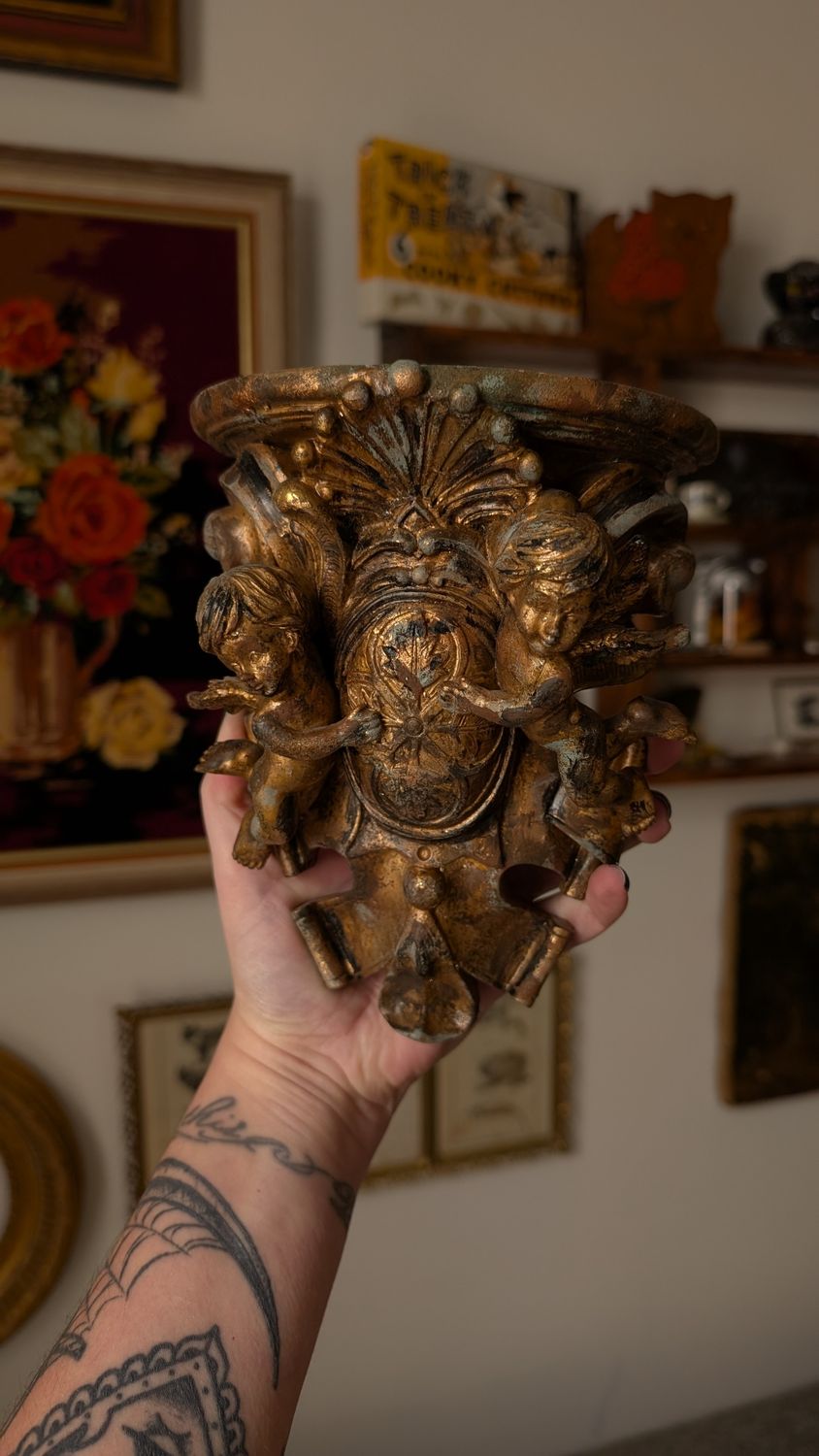 Cherub small shelf
