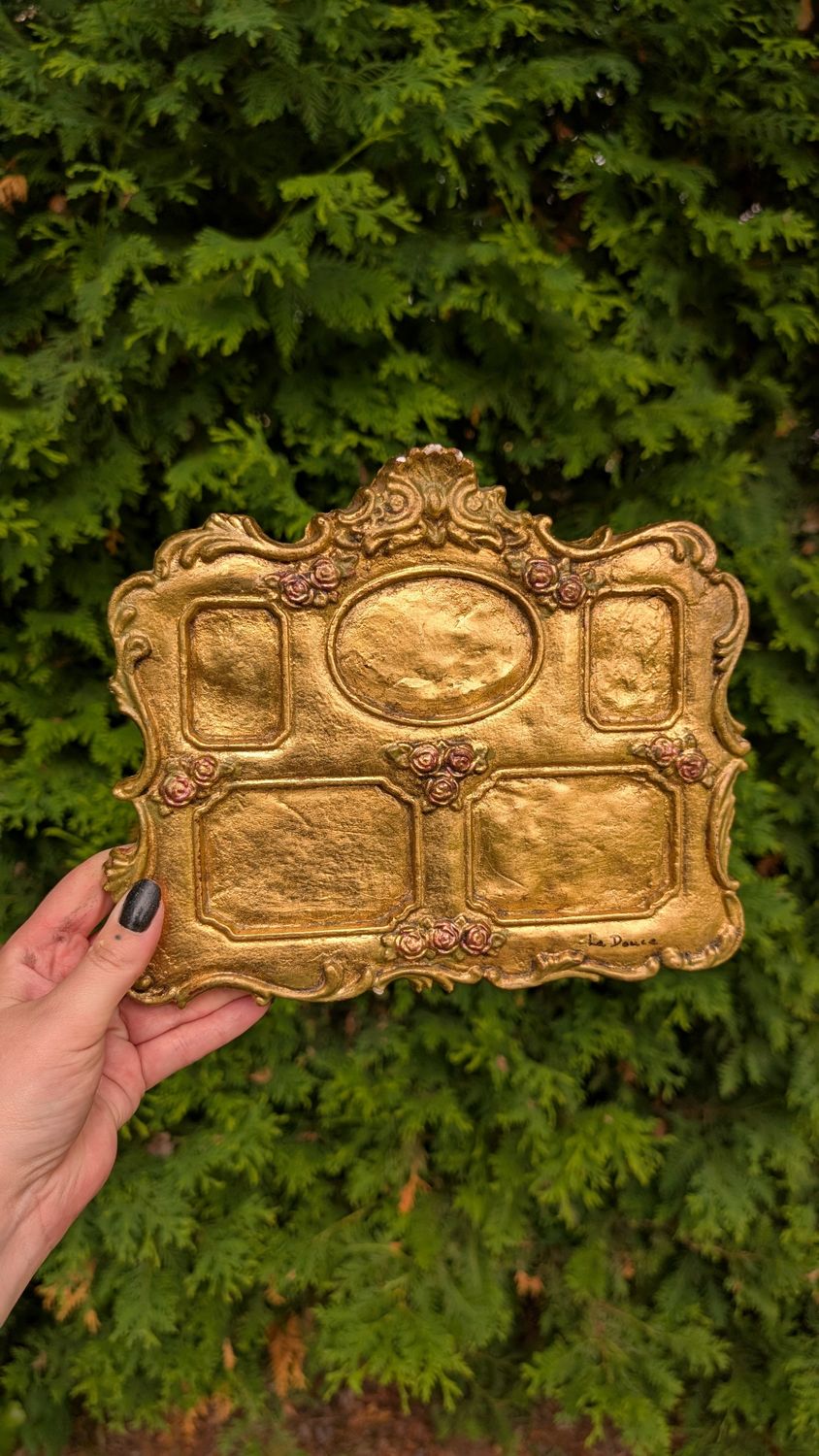 Plaster frame