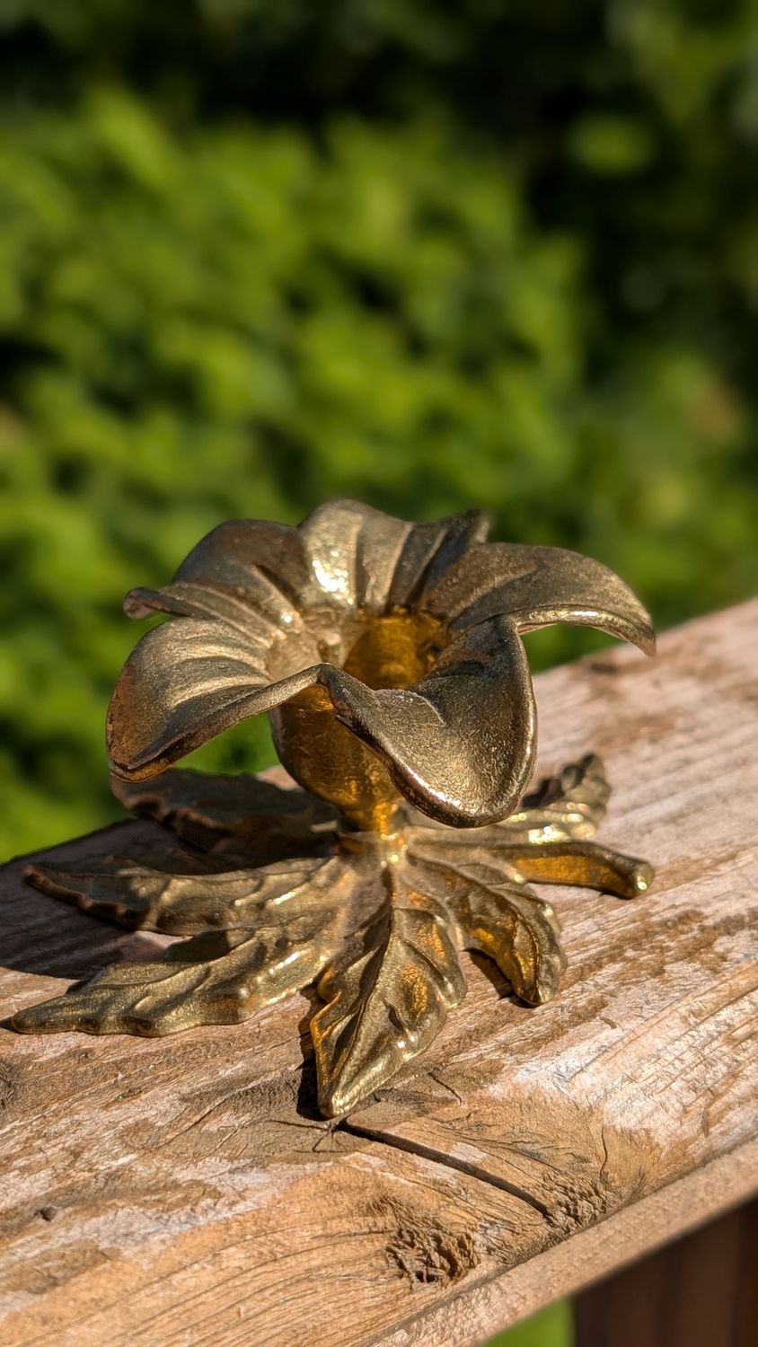 Made in italy floral candle holder