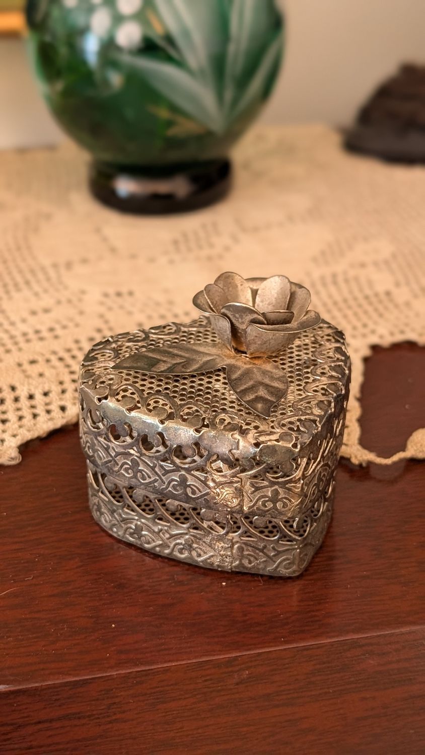 Small floral heart shaped trinket jewelry box silver details