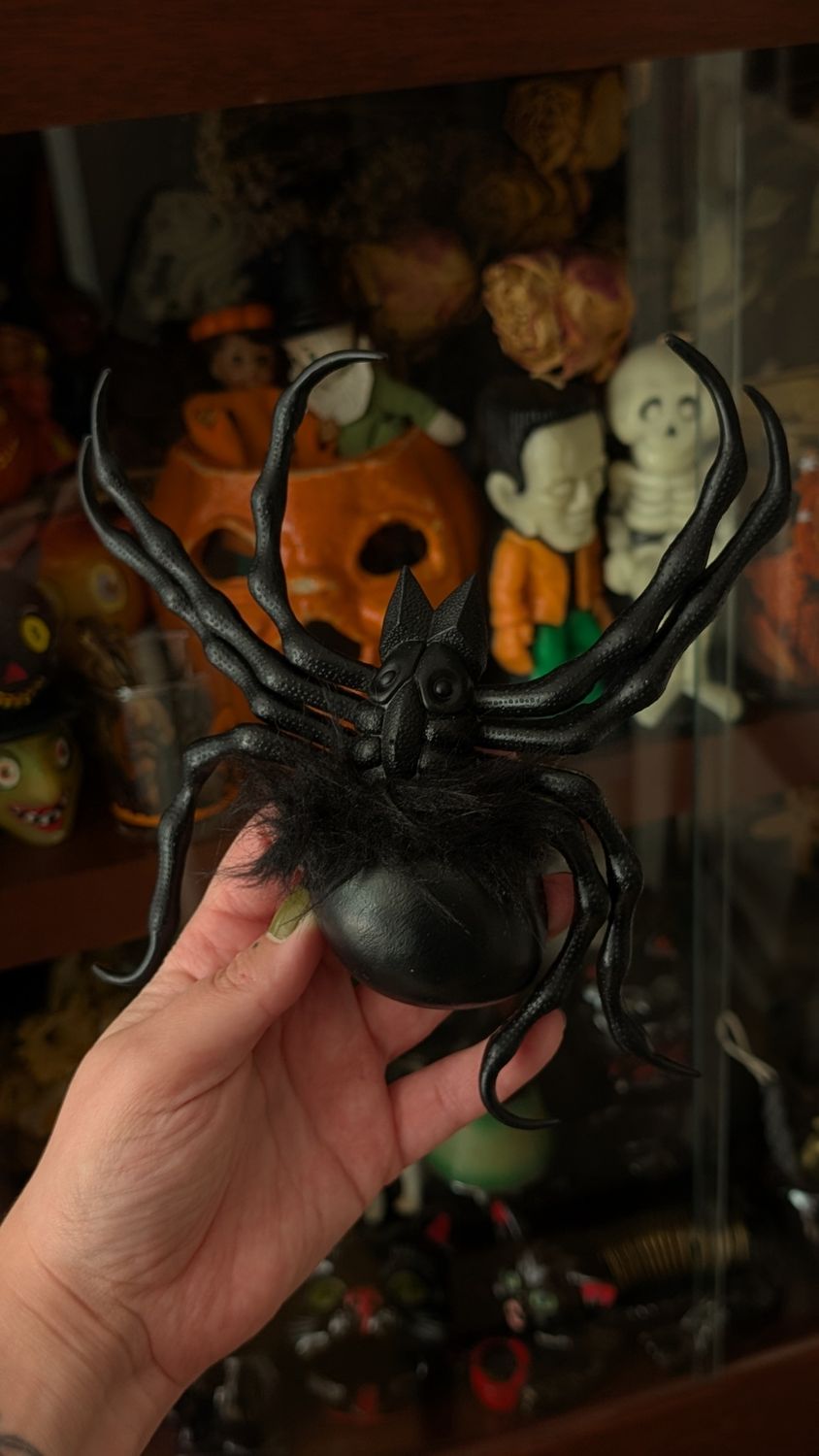 Halloween plastic spider
