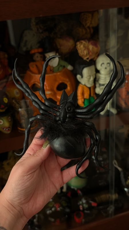 Halloween plastic spider