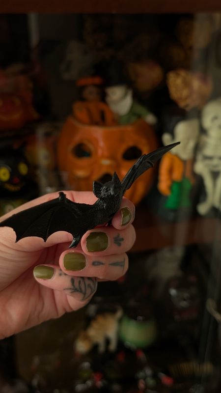 Halloween plastic bat