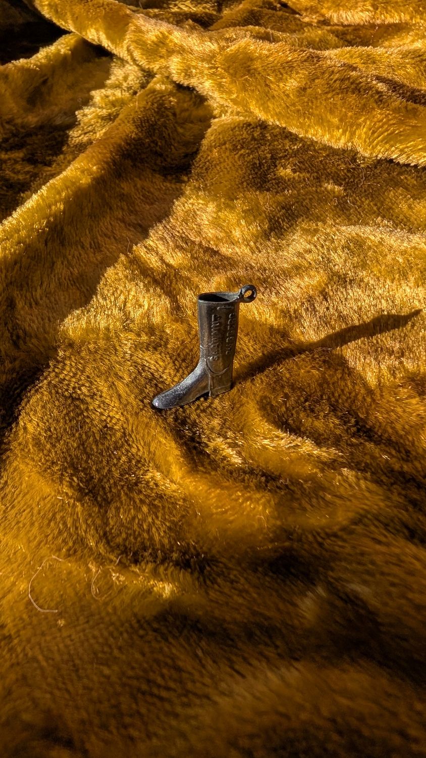 Breloque equestrian boot - made of metal