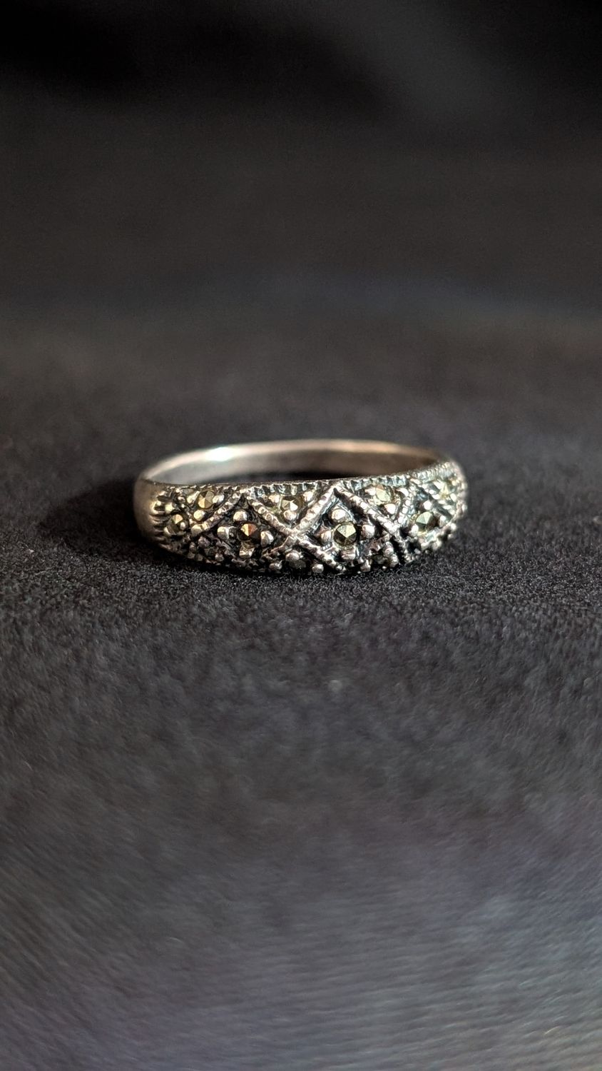 Sterling silver ring with marcasite size 8