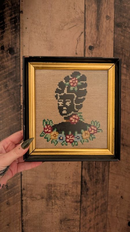 Vintage needle point rococo lady 2