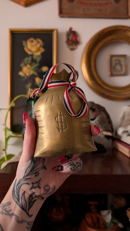 Brass cash money bag manifesting for 2026