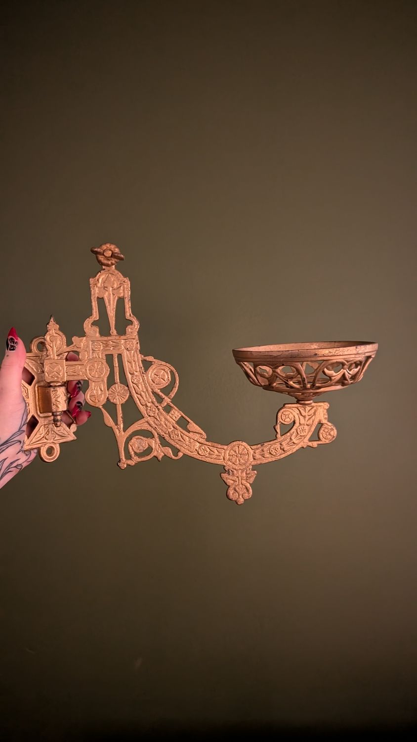 Antique oil lamp holder cast iron