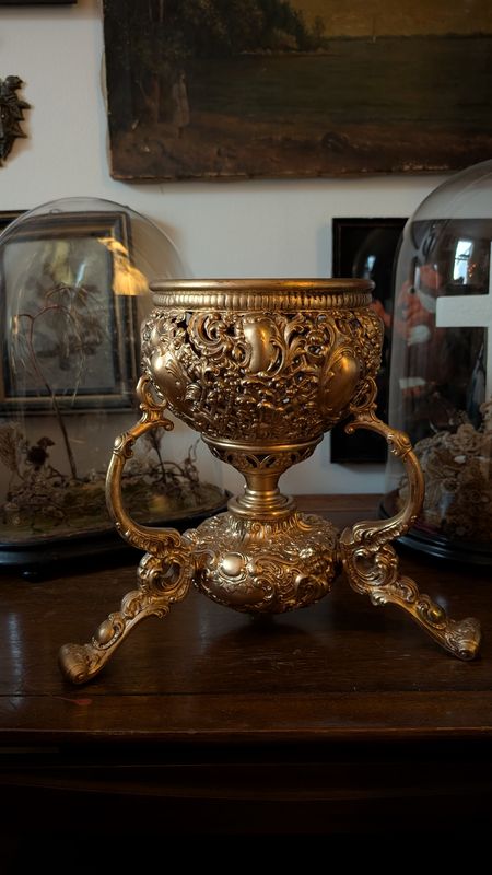 Victorian white metal gilded gold colored jardinière - centre de table - antique two piece