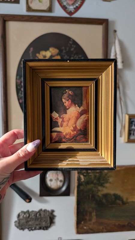 La liseuse vintage frame