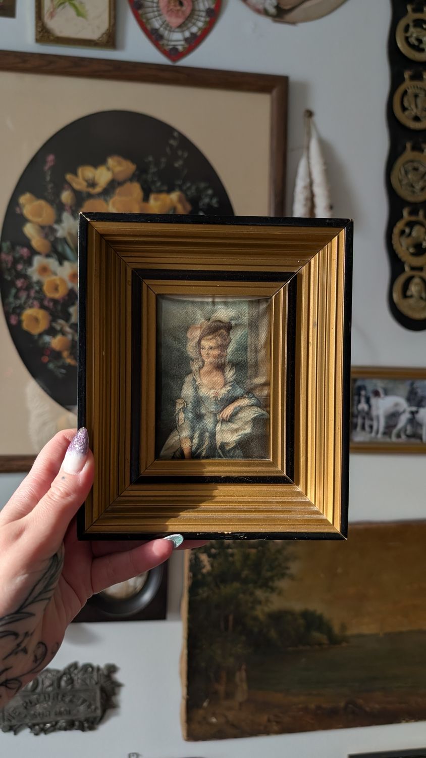 Rococo lady vintage frame