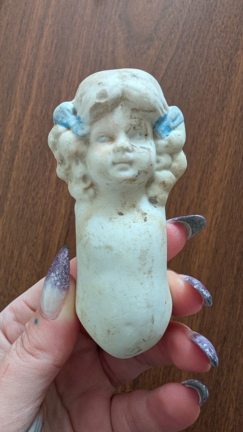 Doll blonde hair blue bows