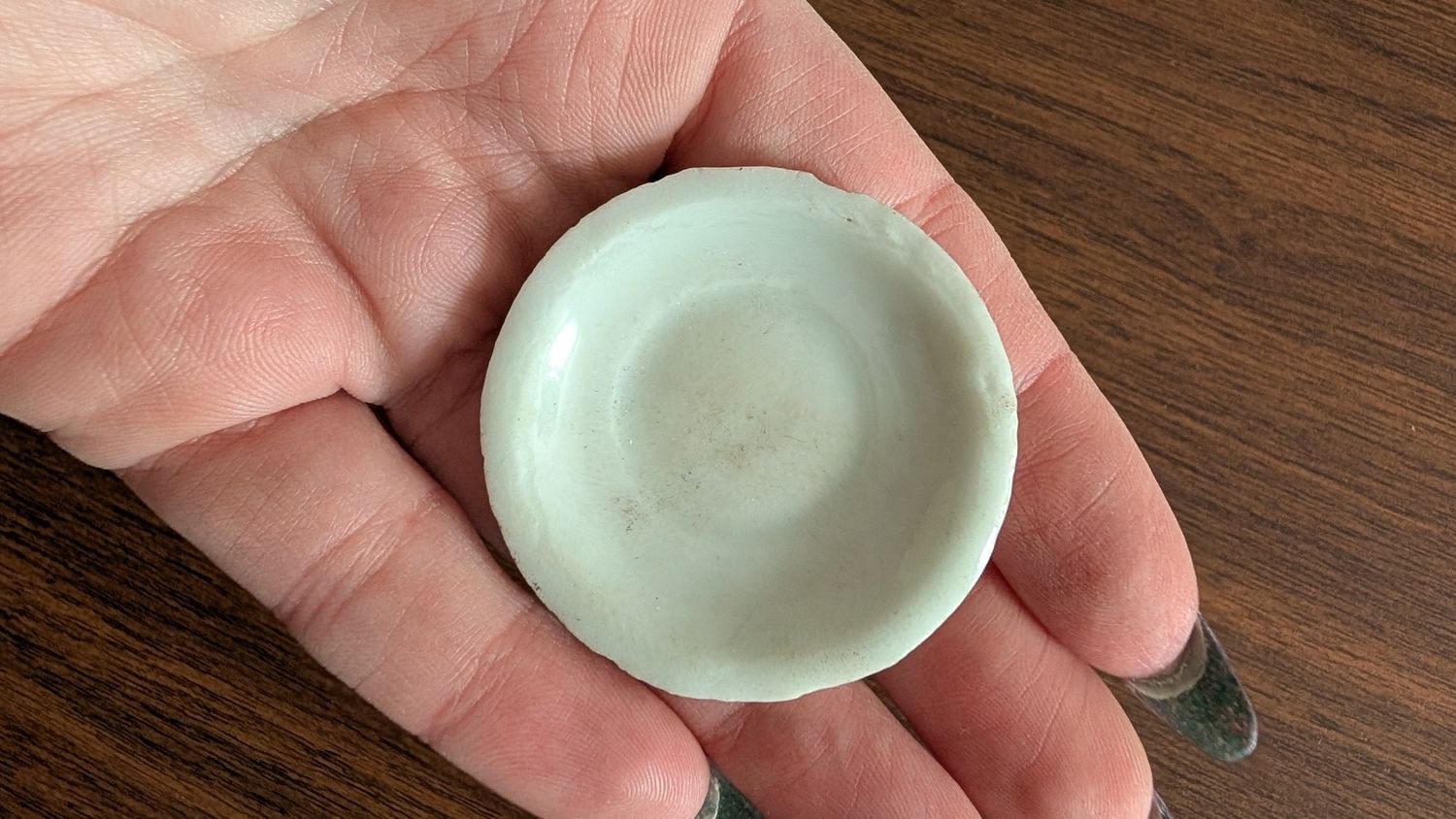 Miniature plate
