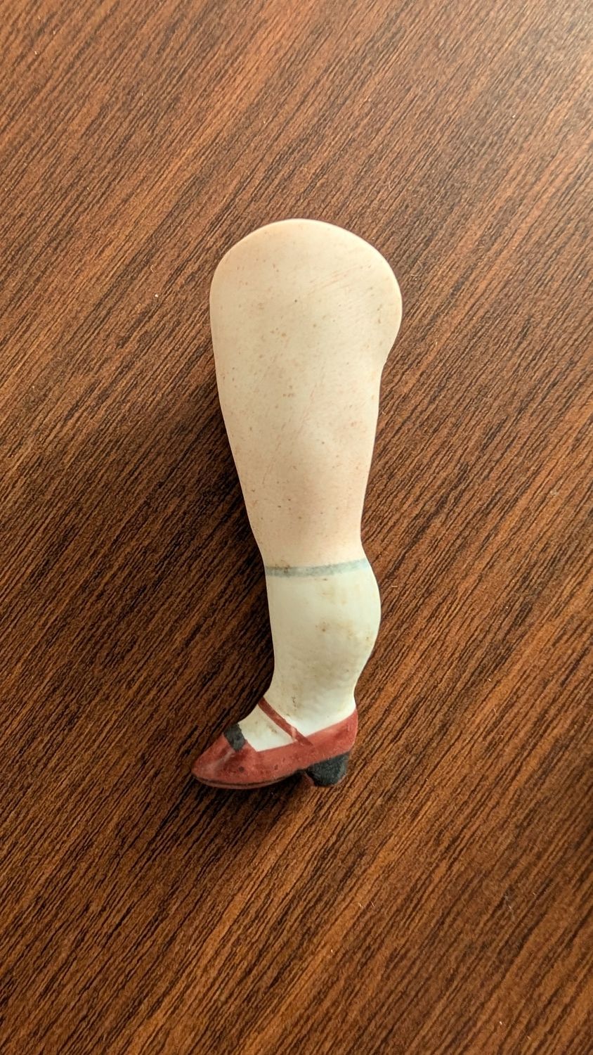 Doll leg