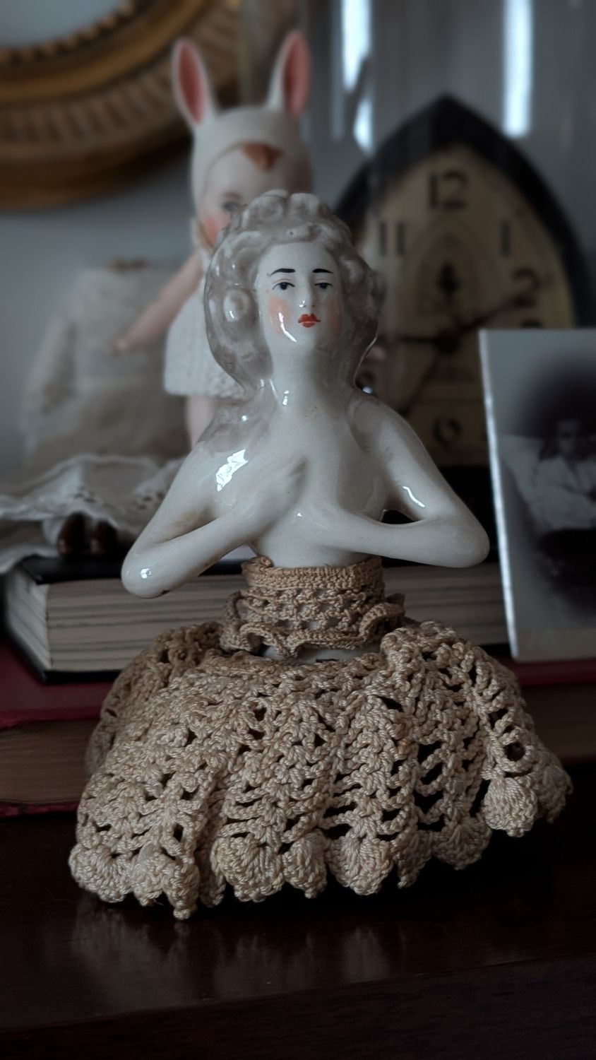 Pincushion half doll germany 1930s