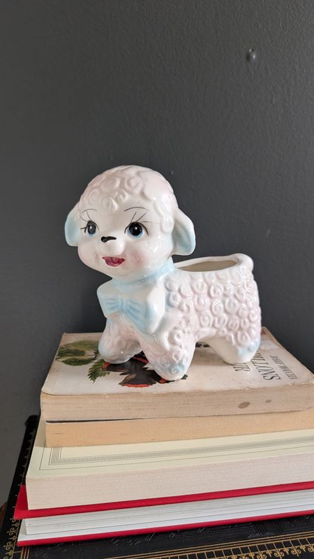 Lamb planter 3
