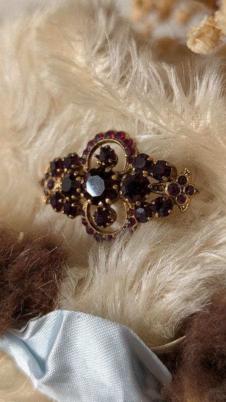Garnet and rolled gold czech brooch