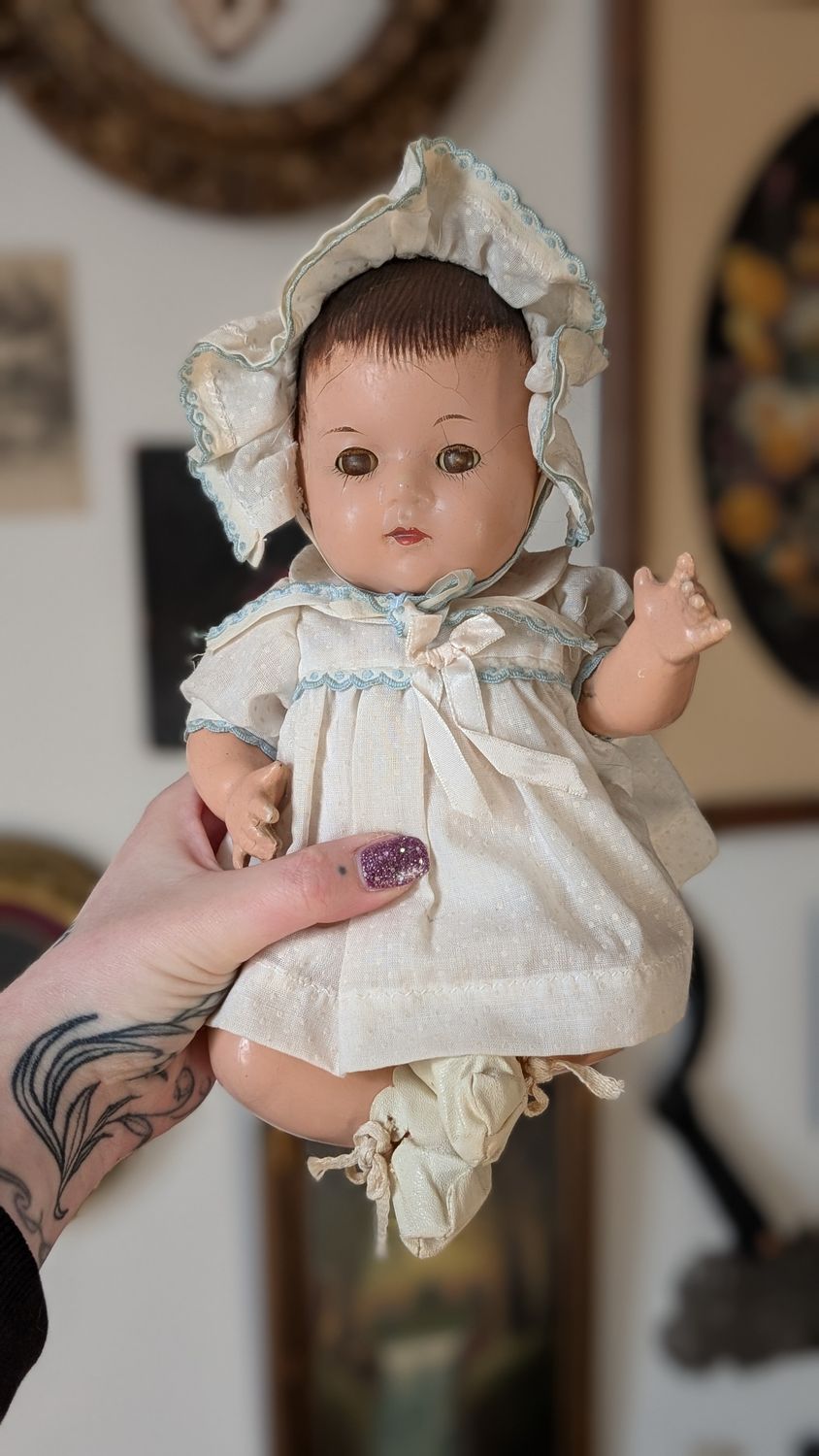 Dionne twin -  mme alexander 1930's  doll