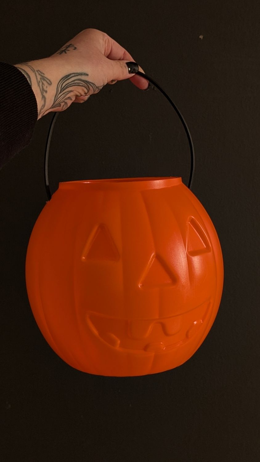 Pumpkin pail 1990s